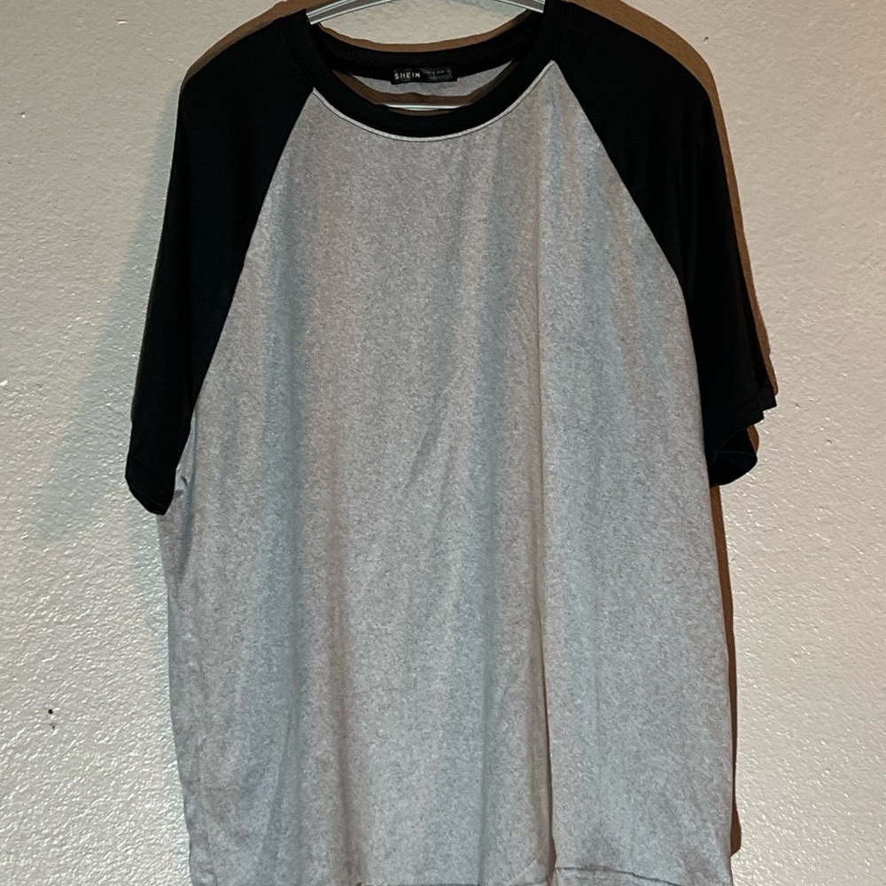 Black and gray shirt uni-sex